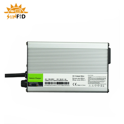 Pengisi Daya Baterai Lithium 12v Ebike 24v 36v 48v 52v 60v 72v Untuk Garpu Listrik Skuter Listrik